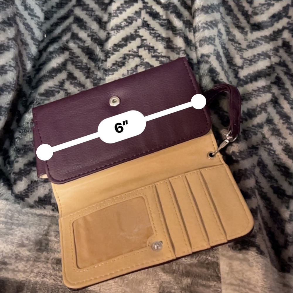 Body Glove Burgundy Wristlet Clutch - Picture 8 of 8